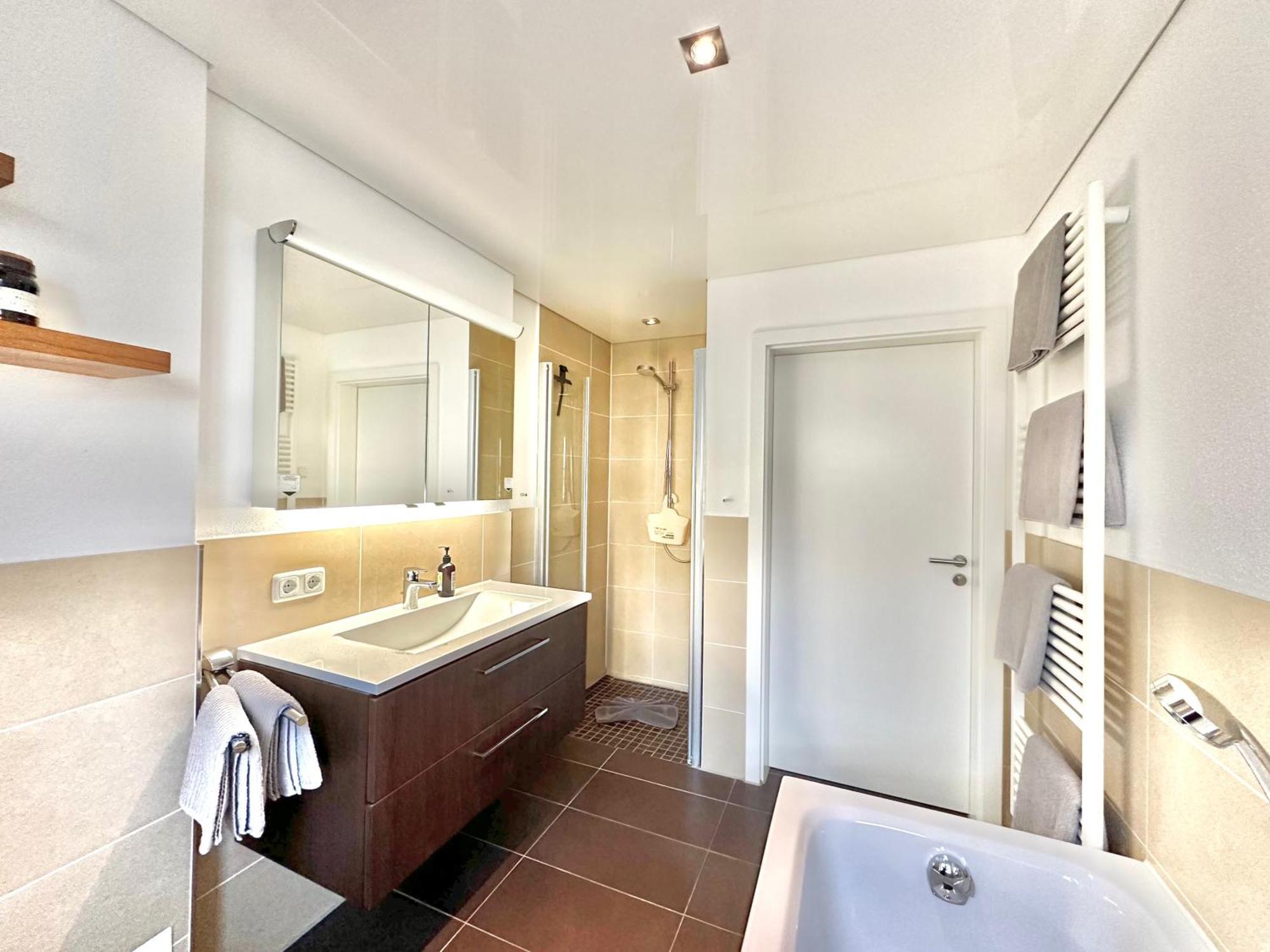 Schofer Eck - Fewo-badhindelang Apartment *